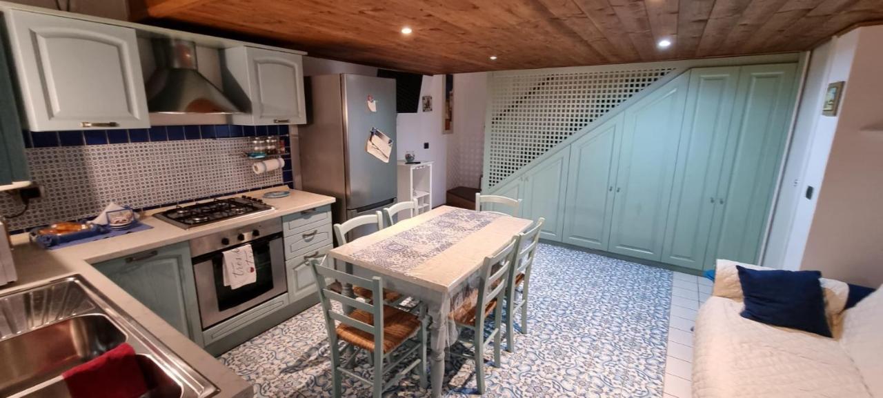 L'Ancorotto Azzurro Apartment Gaeta Exterior photo